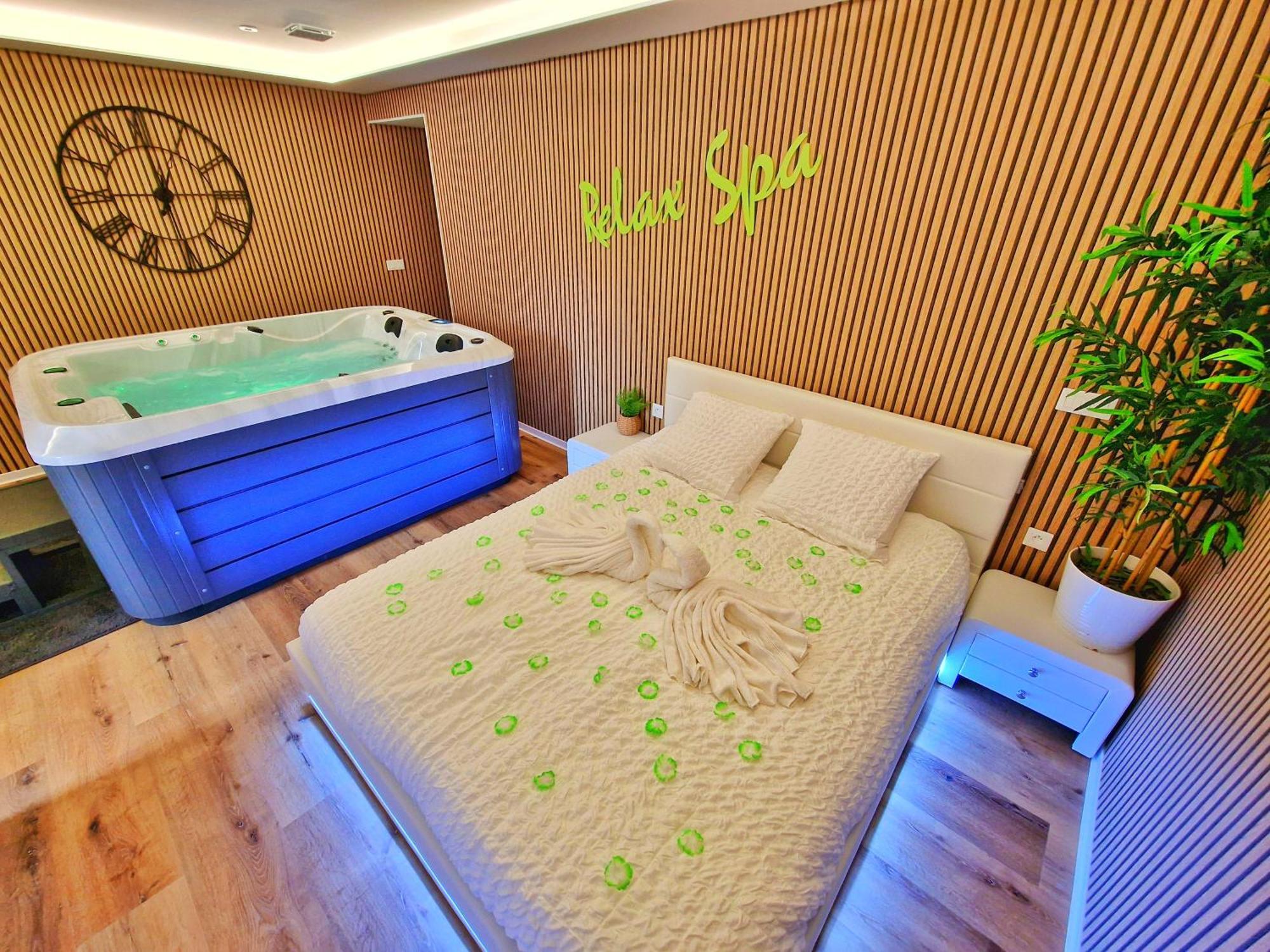 Relax Spa-4 Pers-Jacuzzi-Parking-Jardin-Clim-Colmar Muntzenheim Exterior foto